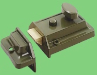 A STANDARD RIM NIGHT LATCH FOR INTERNAL OR NON SECURITY DOORS